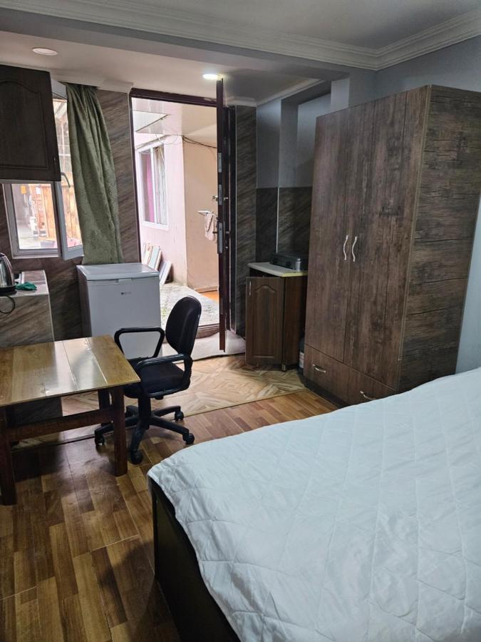 Guest House 2 Floor Batumi Exterior foto