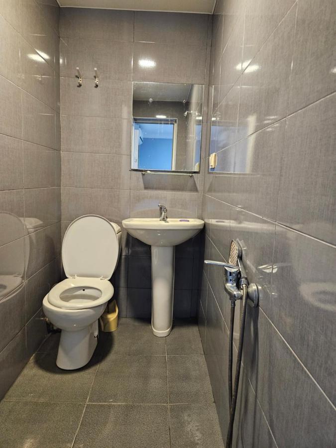 Guest House 2 Floor Batumi Exterior foto