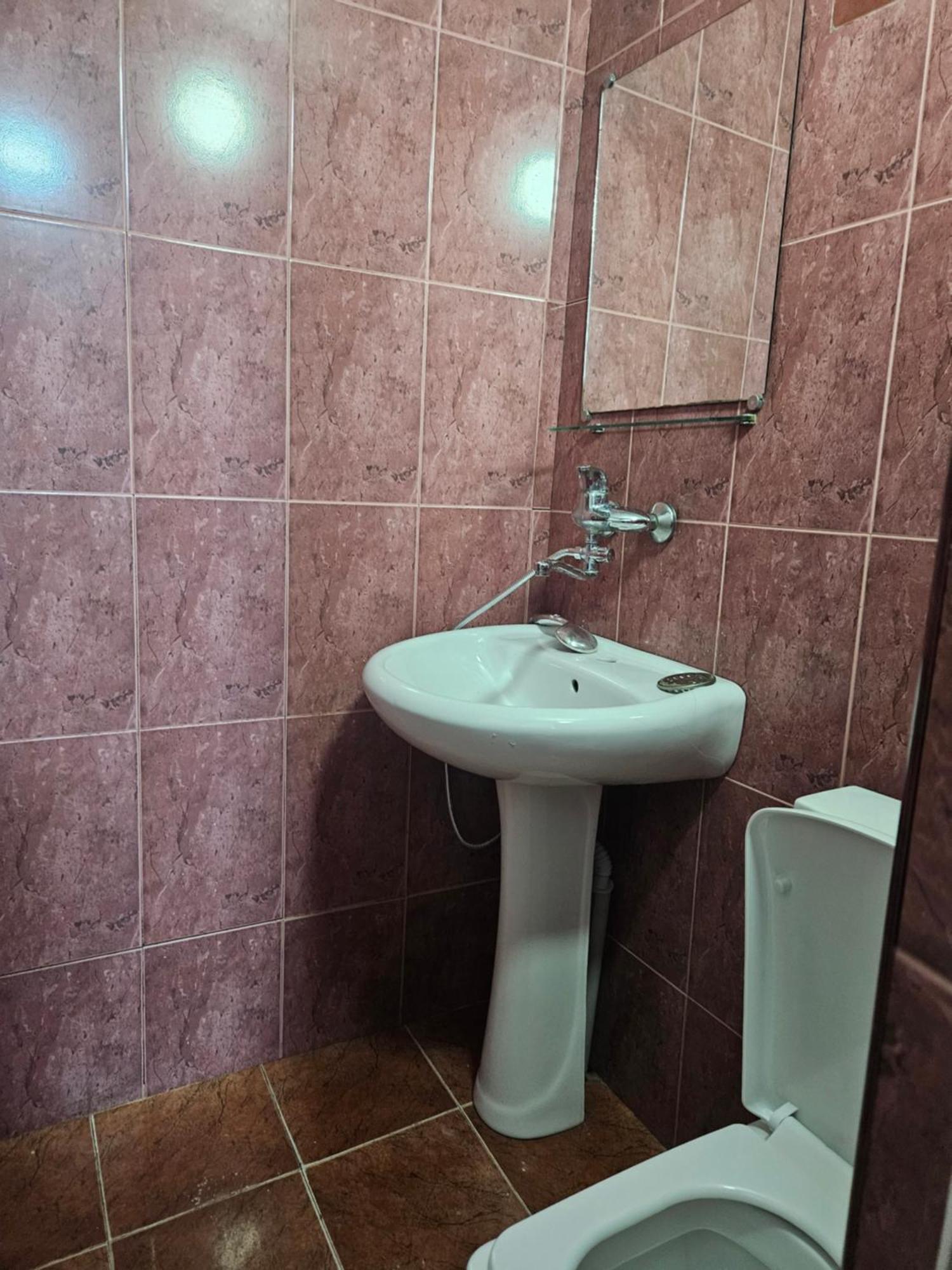 Guest House 2 Floor Batumi Exterior foto
