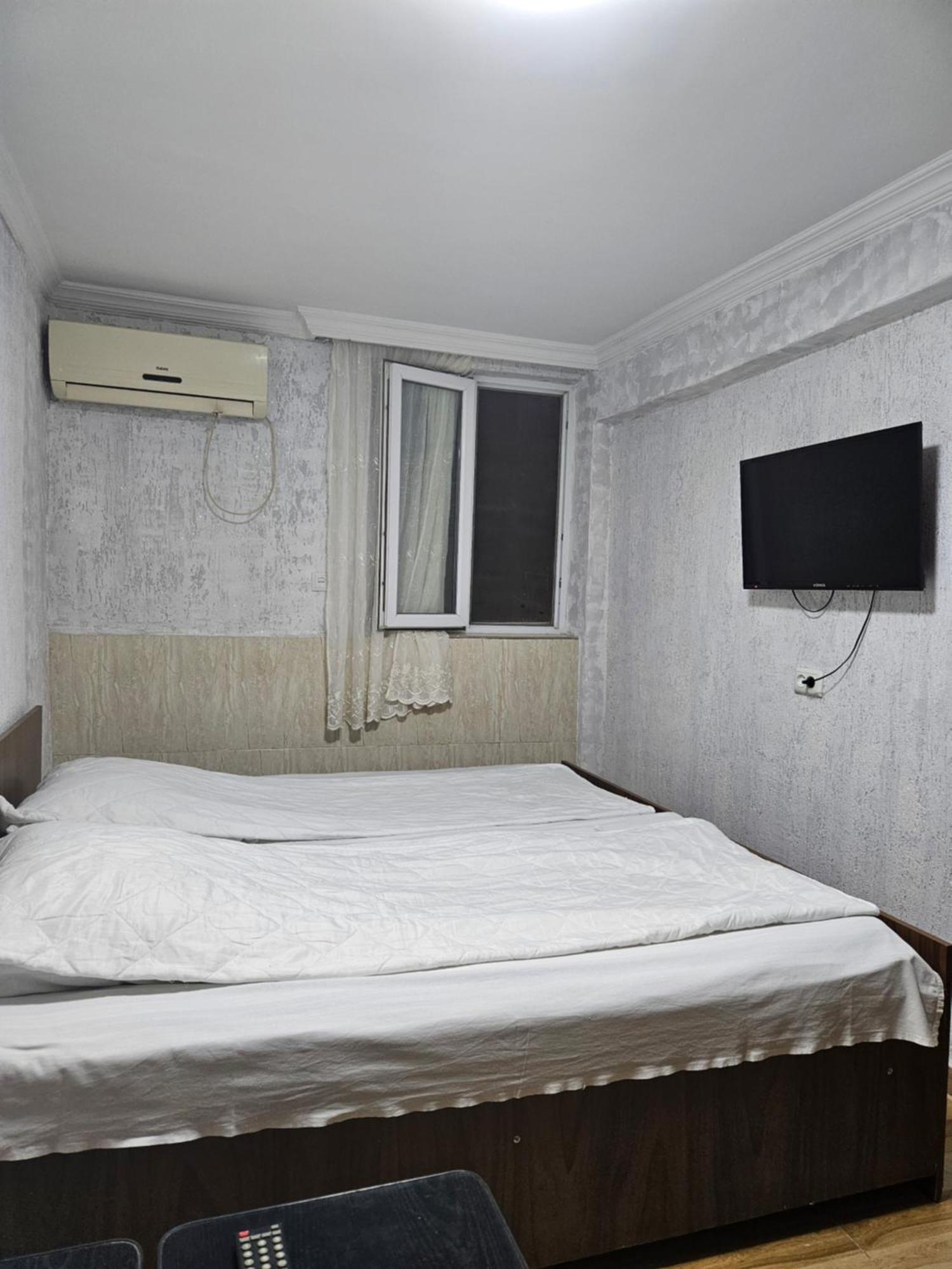 Guest House 2 Floor Batumi Exterior foto