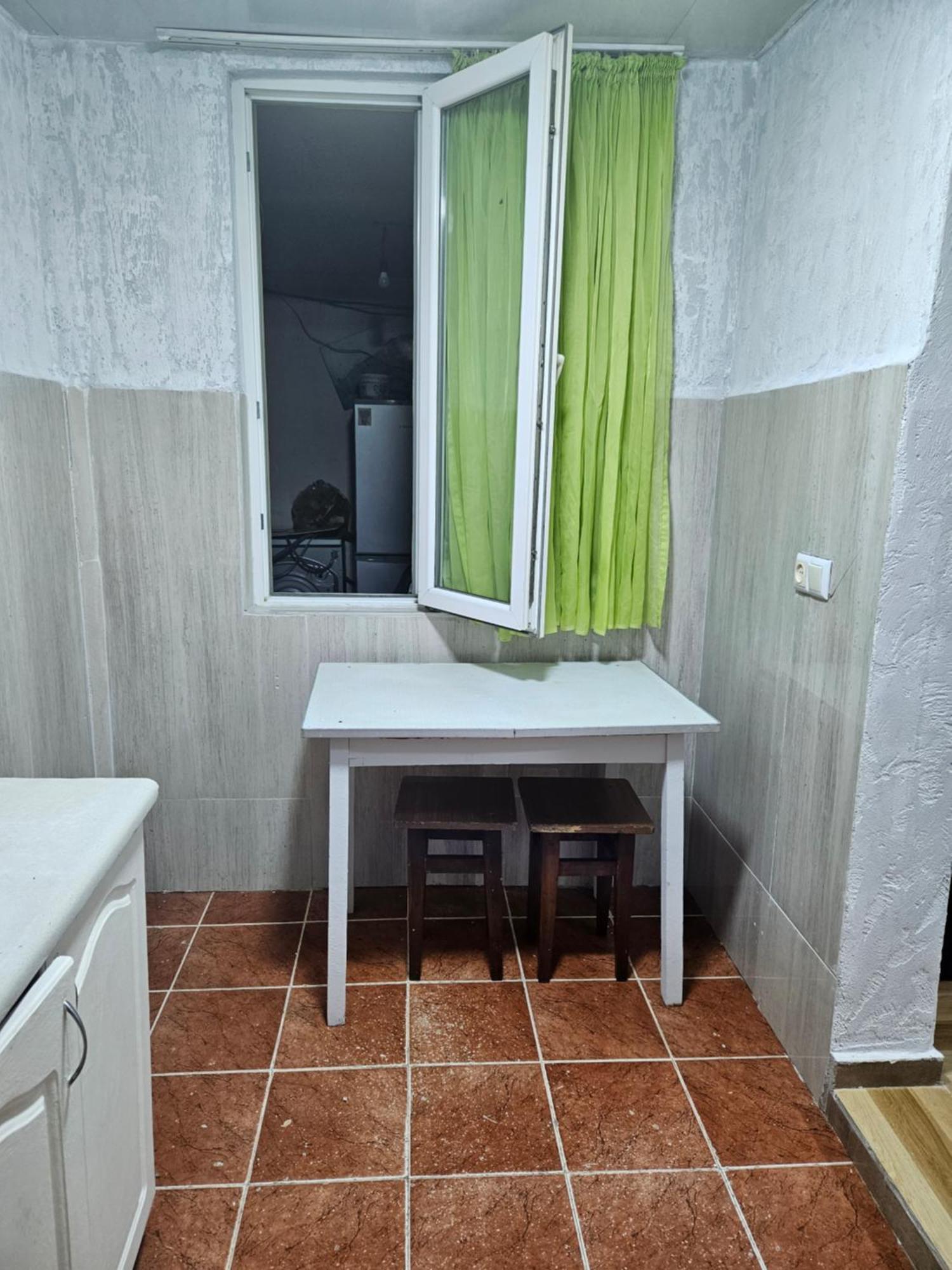 Guest House 2 Floor Batumi Exterior foto