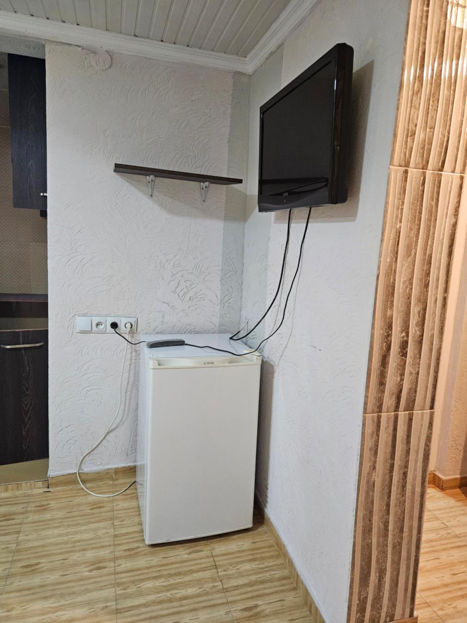 Guest House 2 Floor Batumi Exterior foto