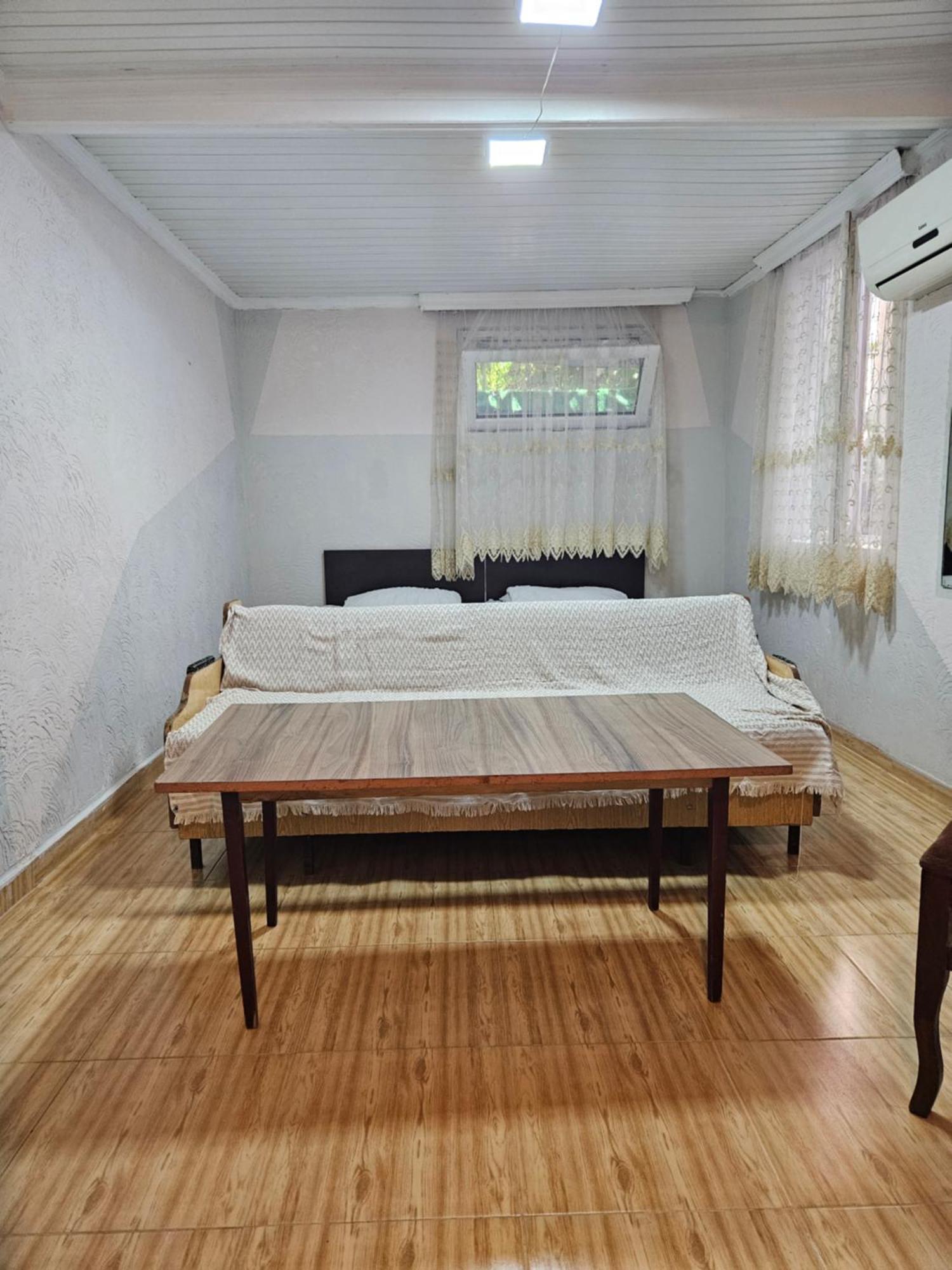 Guest House 2 Floor Batumi Exterior foto